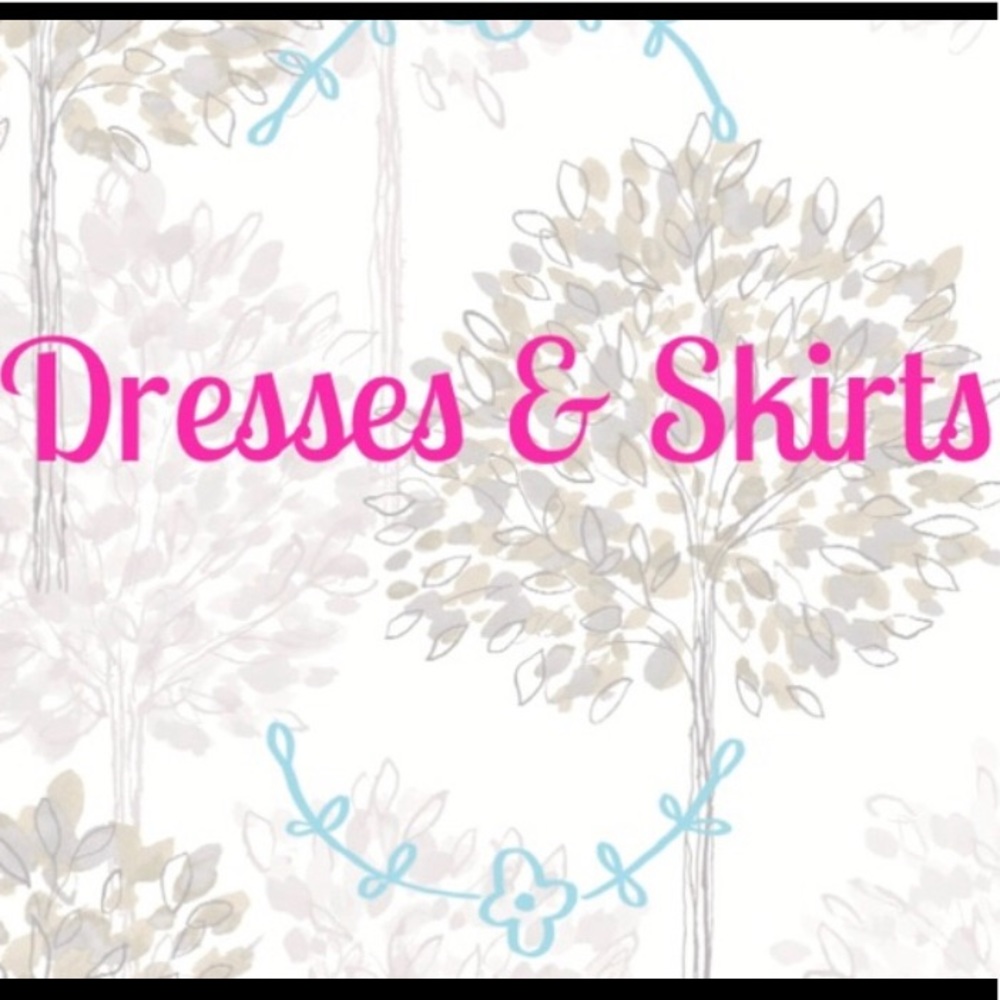 DRESSES AND SKIRTS! Make an offer 🤗 it’s ok!